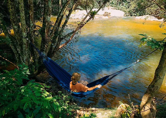 Suite Com Cachoeira No Quintal