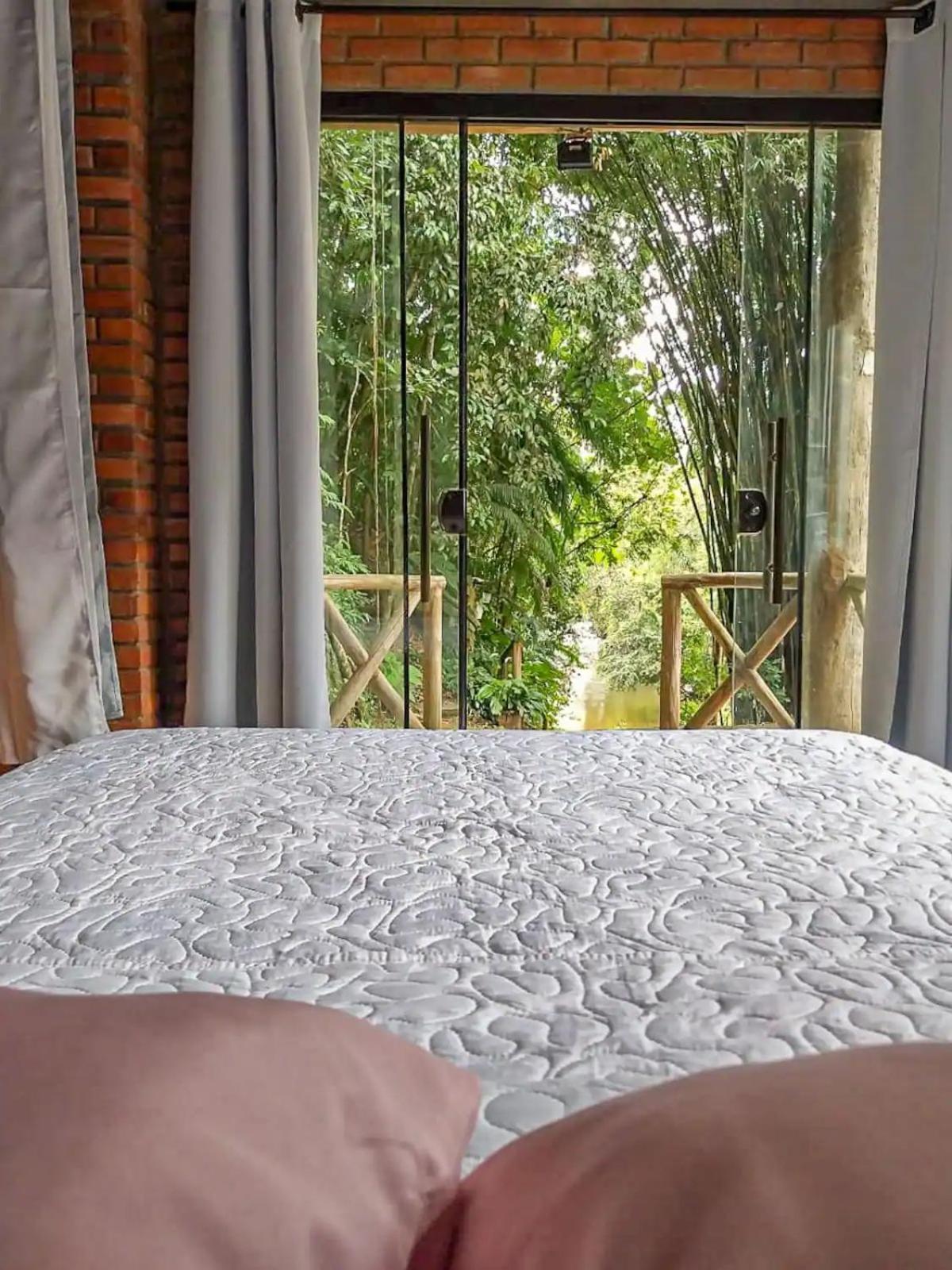 Com Cachoeira No Quintal Lodge